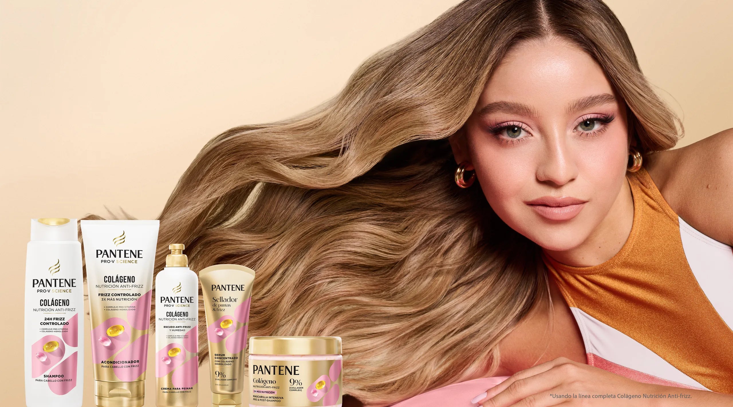 Imagen de una mujer junto a la colección de Colágeno Nutrición Anti-Frizz